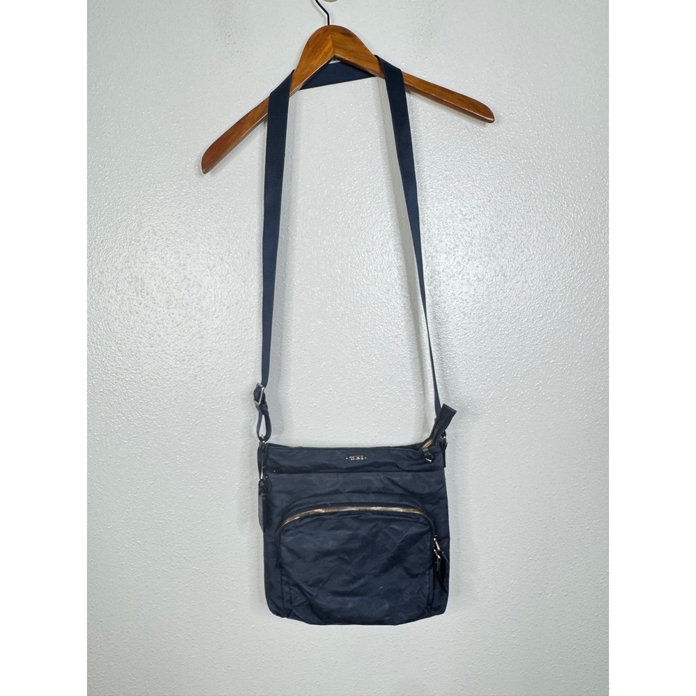 Tumi‎ Voyageur Blue Camo Nylon Crossbody Bag Travel Messenger Purse